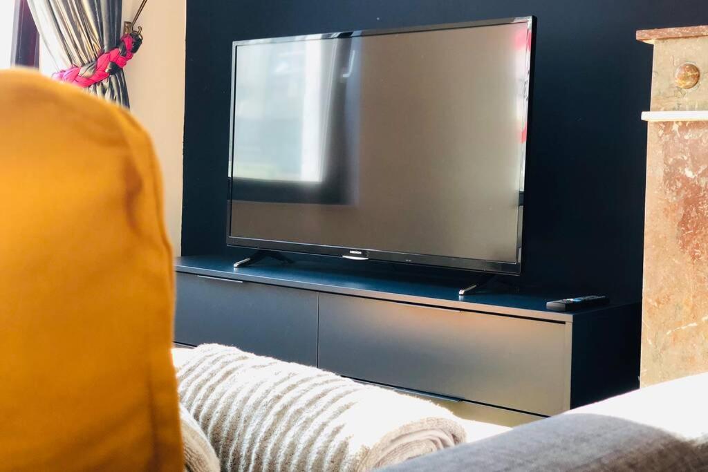 Brussels By Foot! Authenticity & Luxury Nearby Apartment Luaran gambar